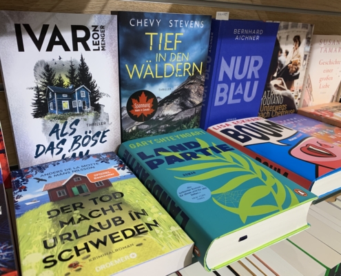 Schmökern mit Büchern von der Wagner'schen in der Altstadt